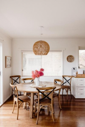 Banksia Beach House